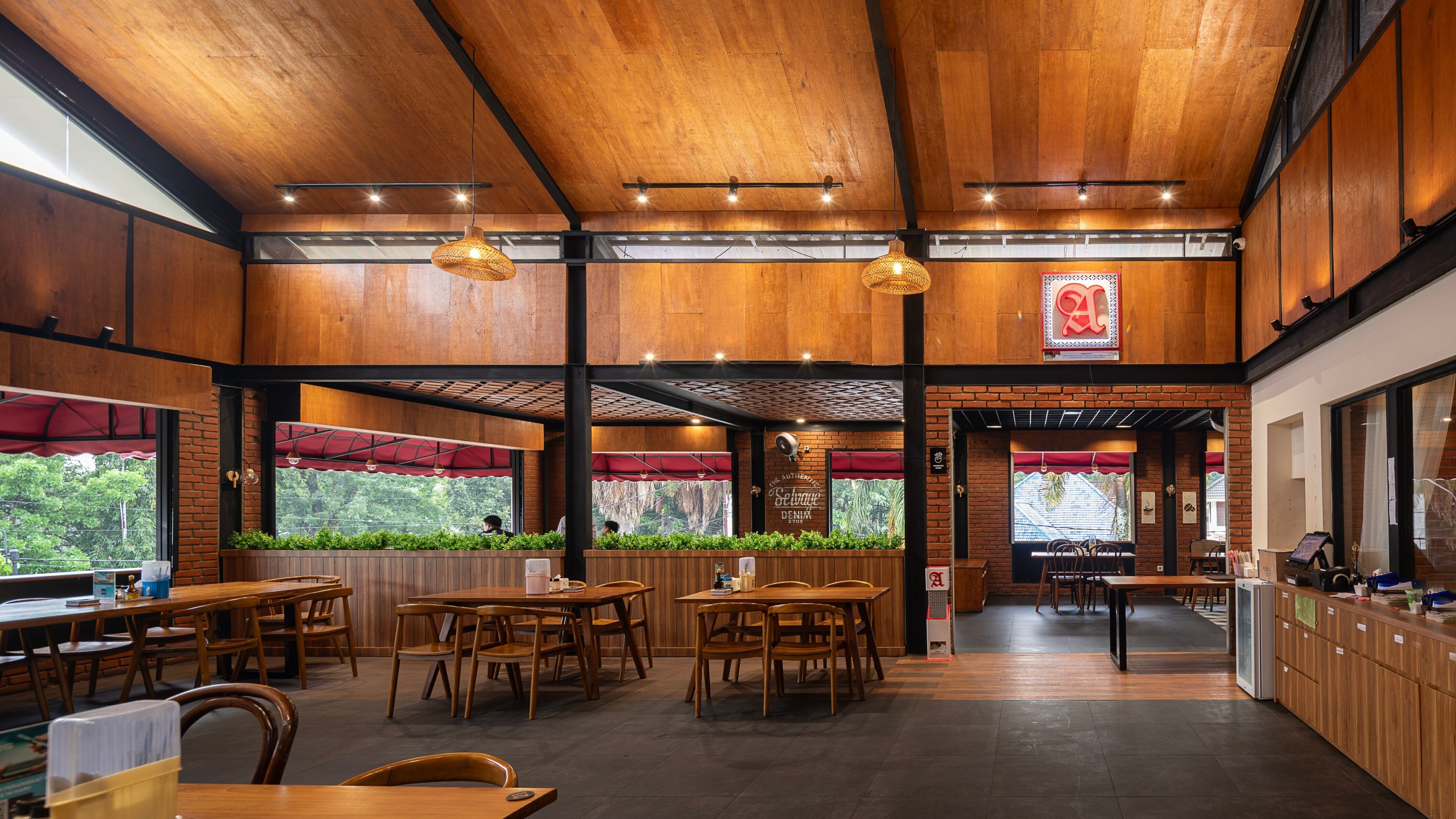 Kedai Kopi 7 Kambang Iwak